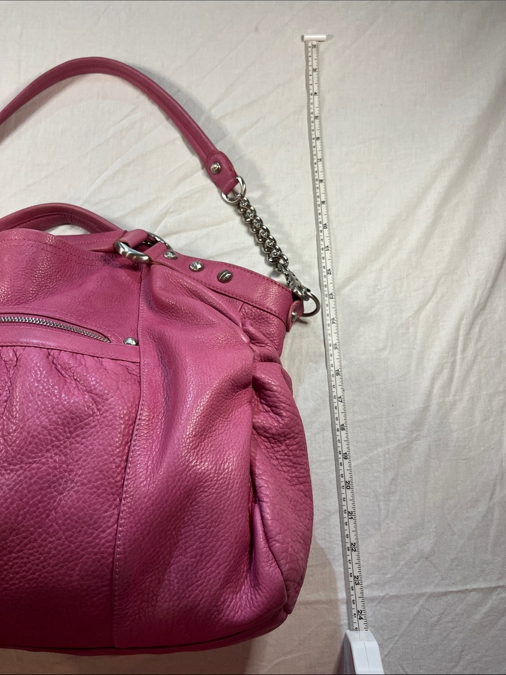 Vibrant CETTU Hot Pink Pebbled Leather Crest Hobo Bag Boho Barbiecore - Picture 11 of 11